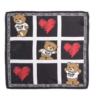 NWT Moschino Black Silk Printed Toy Teddy Heart Design Logo 50 cm Square Scarf
